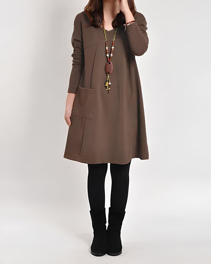 FLAVIA - ABITO SENZA TEMPO CON UNA TASCA