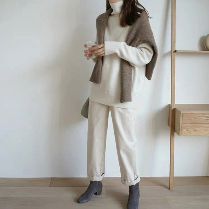 MIRA – Maglione con collo alto morbido