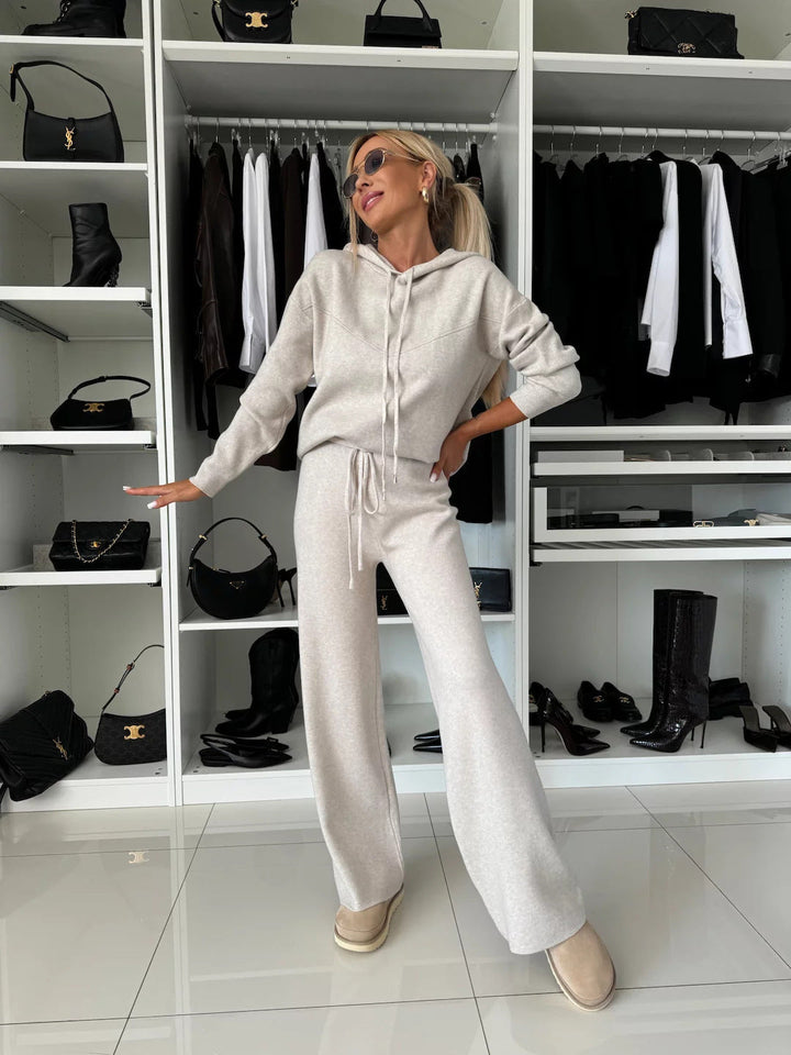 Elena - Completo a due pezzi con scollo rotondo