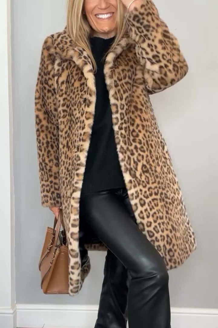 BIANCA – Cappotto invernale con stampa leopardata elegante