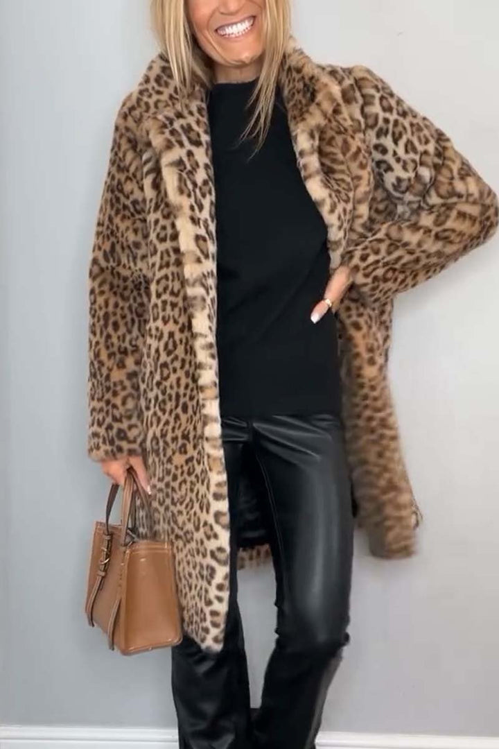 BIANCA – Cappotto invernale con stampa leopardata elegante